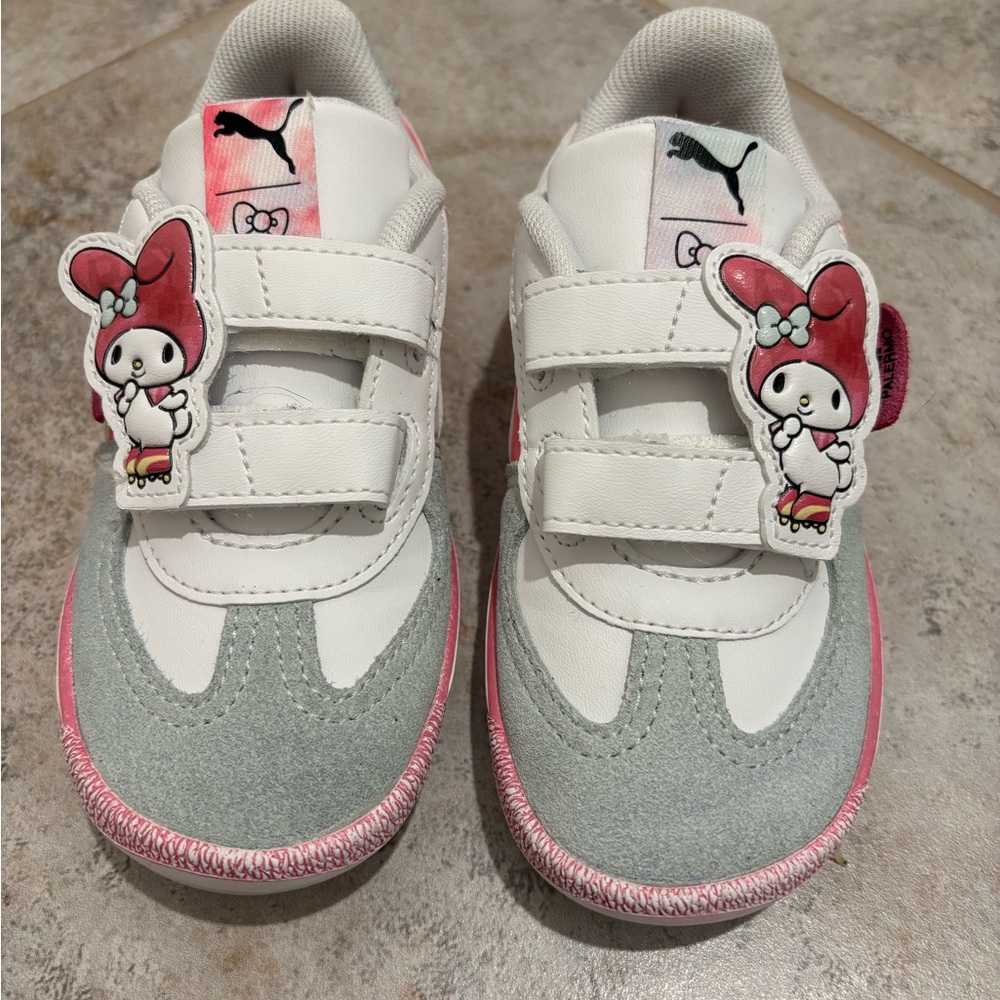 Like New Puma Kids Sneakers - White, Pink, and Gray Palermo size 8T